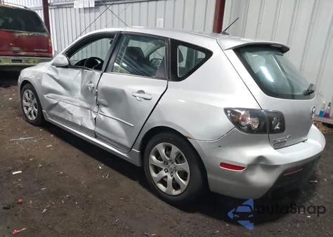 2008 Mazda Mazda3 S Touring z USA, uszkodzony, nr VIN JM1BK343681147888